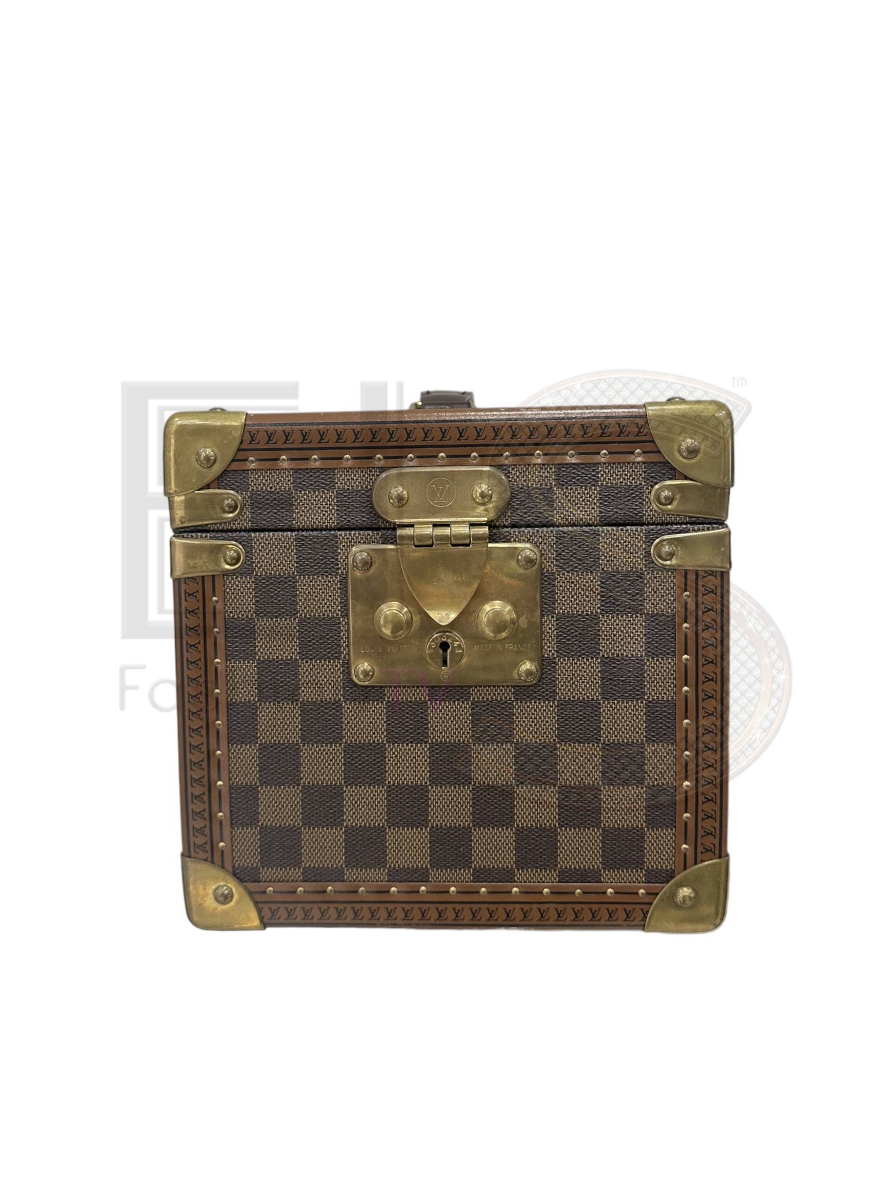 Louis Vuitton Beauty Boite Flacons Damier Rigido