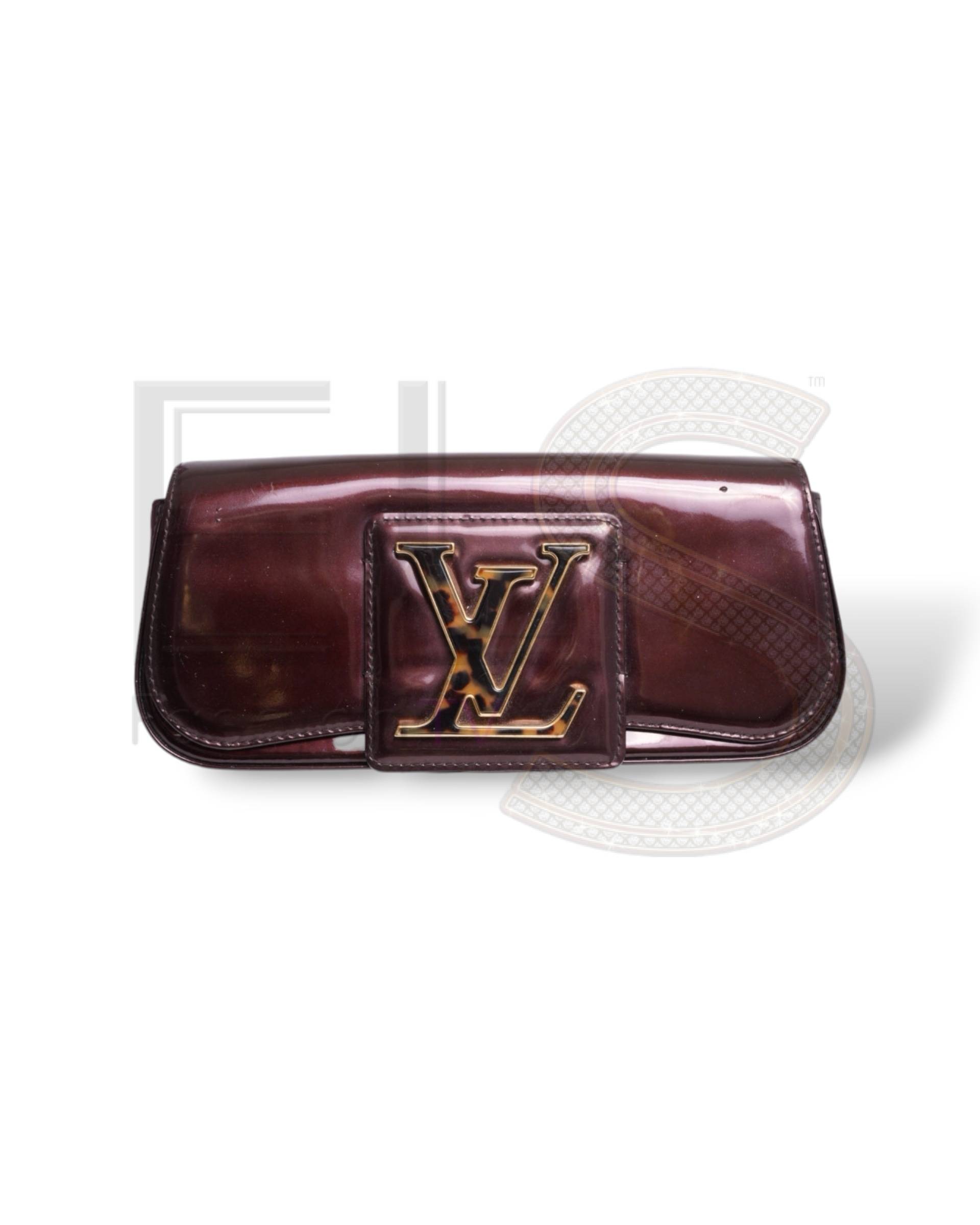 Louis Vuitton Sobe Clutch Patent Elite ART Projects
